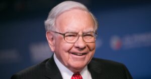 Warren Buffett bất ngờ cắt lỗ hàng trăm triệu USD cổ phiếu